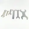 Llave hexagonal externa mini ultradelgada simple de doble extremo de hierro galvanizado para uso en el baño, Llave desechable