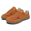 Novos Sapatos Casuais de Tamanho Grande para Casais Versátil Retrô Sapatos de Treino Alemães Tênis Casuais da Moda com Biqueira Larga para Homens e Mulheres