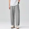 Pantalones cortos nuevos de mezcla de lino 2026 con diseño de bolsillo trasero estilo americano, textura agradable para la piel, transpirables, suaves y estructurados, ropa casual para hombre