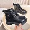 Botas Cortas para Niñas Estilo Británico Doc Martens Infantiles Suela Suave Botas de Piel Negra Nuevas para Otoño e Invierno Botas de Algodón