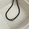 Nuevo Collar de Perlas en Capas de Alta Gama Vintage 2025 para Mujer, Cadena para Suéter, Accesorio de Cadena para Clavícula de Nicho de Lujo Ligero
