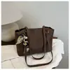 Estilo Comercio Exterior Suave Casual 2025 Bufanda de Seda Primavera Nueva Moda Tendencia Color Sólido Gran Capacidad Elegante Bolso Tote de Hombro Único