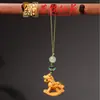 Accesorios de Madera Maciza Tallada de Caballo del Zodiaco Volador Cadena para Teléfono Móvil Colgante Yiming Xianyuan Llavero Creativo de Caballo de Sándalo