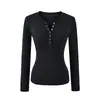 Camiseta de manga larga básica estilo retro americano con cuello Henley para mujer, nueva colección otoño/invierno 2026, top elegante que se ajusta a la figura