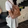 Bolso Cubo de Terciopelo Retro de Venta Caliente de Nuevo Producto Transfronterizo para Mujer 2025 Nuevo Bolso de Hombro Versátil Bolso de Axila Moderno y Elegante