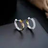 Brincos de Argola Cruzados de Zircônia Transfronteiriços para Homens, Brincos de Argola Lisos, Presilhas de Orelha de Raio, Pingentes de Orelha, Acessórios de Orelha para Mulheres, Amostra de Live do TikTok