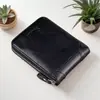 Carteira Masculina Curta Textura de Couro Macio Grande Capacidade Anti-Magnética Novo Porta-Cartão de Habilitação Wallet de Couro Tendência Multifuncional