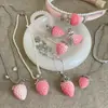 Colar Pingente de Morango Rosa Degradê e Anel Feminino, Temperamento Doce e Fofo, Corrente de Suéter Choker Fashion