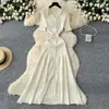 Vestido de Punto Elegante Vintage Estilo Francés para Socialité con Solapa Pesada Bordada de Perlas, Manga Corta, de un Solo Botón, Ceñido a la Cintura, Adelgazante