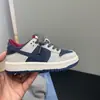 Zapatillas clásicas AJ de caña baja de cuatro colores, moda infantil moderna y versátil, zapatos casuales populares para otoño de 2026