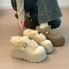 Botas de invierno 2026 con suela gruesa, estilo retro, patchwork, forradas de piel, comercio exterior, forro polar, botas de nieve engrosadas, zapatos para mujer, zapatos de algodón estilo Birkenstock que aumentan la altura