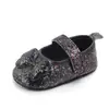Novos sapatos de bebê para primavera e verão 0-1 ano menina bebê lantejoulas borboleta antiderrapante sola macia sapatos para bebês atacado 2240