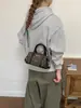 Bolsa de mão retrô com estampa de leopardo, coleção outono/inverno feminina, bolsa Boston de alta qualidade, novo estilo 2026, bolsa de ombro moderna, bolsa transversal e bolsa tote