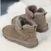 Botas de nieve forradas de pelo para mujer, nuevo estilo invierno 2026, con forro adicional de felpa y pelo engrosado, diseño de caña corta, suela plana, antideslizantes y cálidos zapatos de algodón