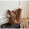 Bolsos de Moda Transfronterizos Más Vendidos para Mujer, Gran Capacidad, Bolso Cruzado Versátil Nuevo Otoño e Invierno 2026, Bolso Cubo Madre e Hija