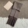 Nuevos leggings de otoño e invierno para niñas, felpa fina, engrosados, versátiles para usar como prenda exterior, con puños de calcetín de lazo, pantalones cálidos infantiles de retazos