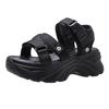2024 Verão Novas Sandálias de Praia de Sola Grossa Sandálias Casuais de Estilo Esportivo Plataforma Salto Alto Cintura Sapatos Femininos da Moda para Estudantes