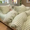 Juego de Ropa de Cama Minimalista Estilo Ins de Cuatro Piezas, Funda de Edredón, Sábana Plana, Funda de Edredón, Sábana Ajustable, Modelo Nuevo para Dormitorio de Estudiante, Juego de Tres Piezas, Lavable a Máquina