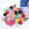 Contas de flor ocas UV, contas pequenas de flor perfuradas, pingentes para bolsas, correntes para celular, chaveiros, pulseira DIY, brinco e acessórios de joalheria