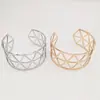 Estilo Niche Europeo y Americano, Fresco y Minimalista, Pulsera Abierta Exagerada, Pulsera Ancha de Metal Hueco Plateado, Pulsera de Fiesta, Vintage