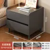 Mesa de cabeceira com um toque de luxo leve de alta qualidade para uso doméstico no quarto, armário de armazenamento simples, pequeno armário de cabeceira, armário de armazenamento, prateleira de cabeceira