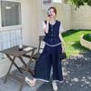 Conjunto de Verão Feminino 2025 Redutor de Idade Versátil Valorizador da Qualidade Conjunto de Três Peças com Cinto Conjunto Jeans Camiseta Tendência