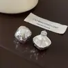 Pendientes Cuadrados de Metal con Superficie de Hielo Triturado 2025 Nuevo Estilo Caliente Pendientes Franceses de Gama Alta Lujo Accesible Pendientes de Diseño de Nicho