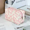 Bolsa de Maquillaje Vertical con Estampado de Oso Estilo Ins, Bolsa Almohada Portátil de Gran Capacidad para Viajes, Bolsa de Almacenamiento para Cosméticos