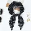 Nuevo pañuelo de seda de imitación con estampado de moda 2022 coreano simple de lunares pañuelo pequeño pañuelo cálido de invierno venta al por mayor