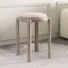 Banqueta de plástico estofada estilo meados do século para uso doméstico, novo modelo 2026, empilhável, espessa, adequada para mesas de jantar, alta e redonda, para convidados e como banqueta extra