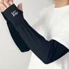 Bordado de Letra M Mangas de Hielo de Protección Solar de Verano para Hombres y Mujeres Transpirables Ligeras Holgadas Ciclismo Mangas para Brazos de Seda de Hielo Mangas de Protección Solar