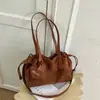 Bolsa Grande Capacidade Transfronteiriça Bolsa de Mão Feminina 2026 Nova Bolsa de Ombro para o Dia a Dia Bolsa Tote Dobrada Macia Bolsa Simples