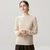 Nova coleção outono e inverno: camada base de tricô de cashmere moderna, macia e confortável, cor sólida, gola semi-alta, mangas compridas e suave para a pele, para mulheres