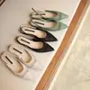 Zapatos Planos 2024 Verano Nuevos Zapatos de Mujer Zapatos Calabaza Tacón Grueso Tacón Bajo Zapatos de Moda Punta Superior Sandalias de Pelo