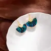 Brincos de Alta Qualidade em Formato de Leque Retrô, Ganchos de Orelha Semicírculo Geométrico Assimétricos, Design de Nicho, Brincos Elegantes e Populares
