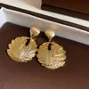 Brincos de Folha com Novo Padrão, Brincos de Moda de Nicho Exagerados de Alta Qualidade, Elegantes Personalizados, Brincos de Estilo Cool