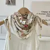 Lenço de Seda para Mulheres Primavera e Outono 2025 Novo Fecho Magnético Lenços Quadrados de Seda e Cetim Lenço Decorativo de Alta Qualidade Lenço Triangular para Pescoço