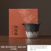 Juego de Té Kung Fu de Plata Dorada Morada de Alta Gama, Tetera y Tazas de Arena Morada con Relieve Retro, Juego Completo de Lujo Accesible para Regalos de Oficina y Hogar