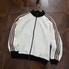 Sudadera cárdigan de estilo americano de moda con tres rayas y cuello alto para hombre, color otoño, bloques de color, rayas, tejido gofrado, chaqueta de béisbol para pareja
