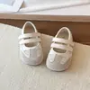 Sapatos Mary Jane infantis de sola reta, novo estilo verão e outono 2026, sapatos casuais com velcro, sapatinhos de couro estilo coreano, sapatos de camurça para meninas