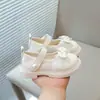 Zapatos Hanfu para Niños 2024 Primavera y Otoño Nuevos Zapatos Bordados Estilo Chino de Suela Blanda Zapatos de Princesa Zapatos Tradicionales de Cuero para Niñas