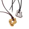 Joyería Transfronteriza con Diseño Único, Colgante de Cordón de Cuero Ajustable Irregular Hueco, Cadena Larga de Acero Inoxidable para Suéter para Mujer