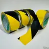 Cinta de PVC Resistente al Desgaste Cinta de Advertencia Amarillo-Negro Marcado de Suelo Cinta para Alfombra Cruce Peatonal Cinta para Suelo Pegatina de Suelo Línea