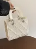 Bolsa Quadrada Pequena de Luxo de Alta Qualidade para Mulheres, Estilo Transfronteiriço, Nova Coleção Primavera/Verão 2026, com Padrão de Losango Plissado, Bolsa de Mão e Bolsa Transversal