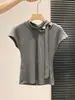 Camiseta Blanca de Manga Corta con Cinta Estilo Francés para Mujer, Diseño de Verano con Mangas Volantes Pequeñas, Top Favorecedor para Capas Interiores, Blusa Elegante