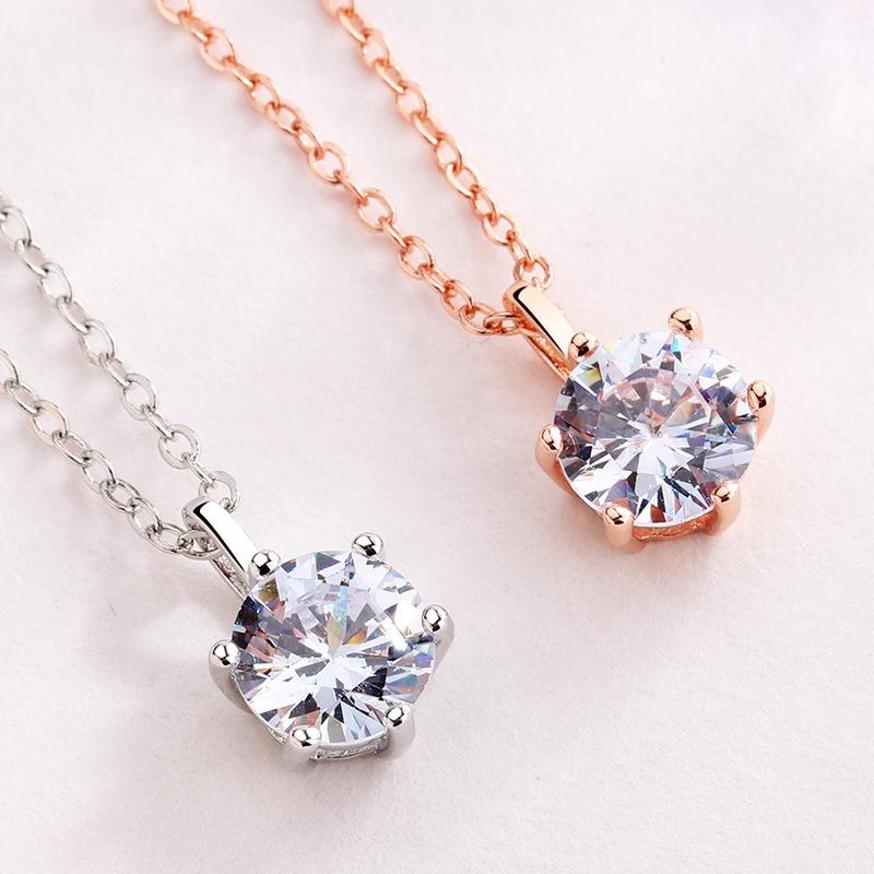 圆形六爪吊坠女