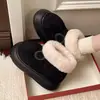 Botas de nieve casuales de estilo coreano con suela gruesa para mujeres menudas, que aumentan la altura, con un ambiente invernal, 2026 nuevas zapatillas de algodón versátiles
