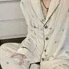 Pijama de Franela Estrellas Estilo Dulce Japonés para Mujer, Otoño e Invierno Talla Grande Manga Larga Pantalón Largo Set de Ropa de Casa Engrosada