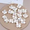 Moda Versátil Perla de Imitación de Alto Brillo Flor de Muguete Perforada Pulsera DIY Accesorios de Joyería Hechos a Mano con Cuentas Venta al por Mayor