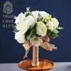 Flores europeias e americanas cerimônia de casamento segurando na mão amor romântico fazendo flores segurando na mão sonho perfeito feito à mão fonte atacado